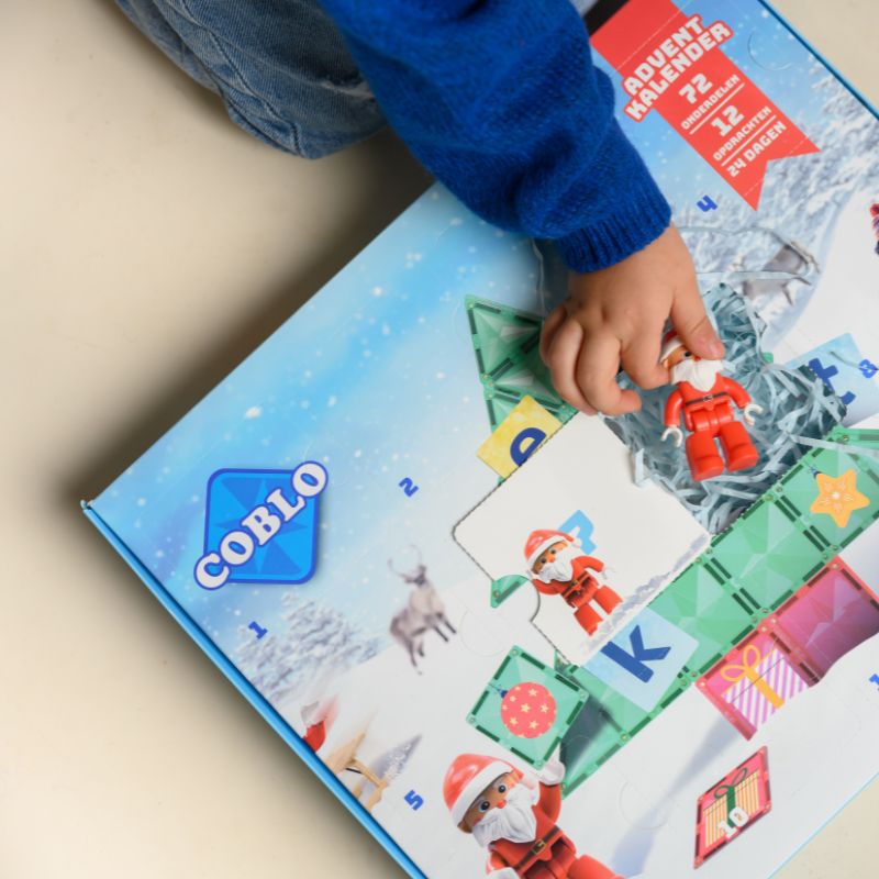 Coblo Adventskalender 72 onderdelen (1 omdoos: 6 stuks)