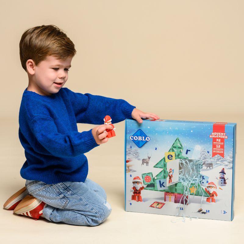 Coblo Adventskalender 72 onderdelen (1 omdoos: 6 stuks)
